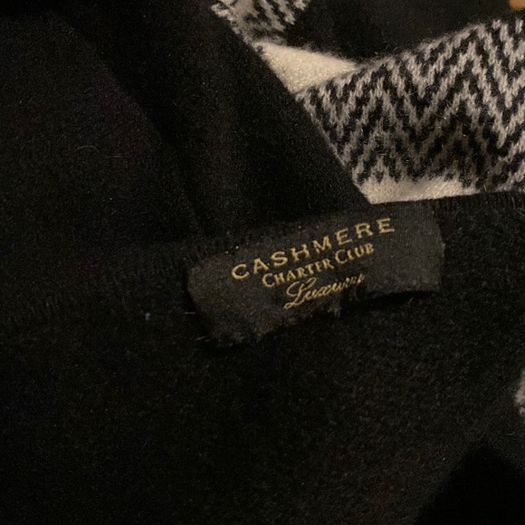 Charter Club Luxury Cashmere Chevron Striped Poncho - Picture 3 of 3